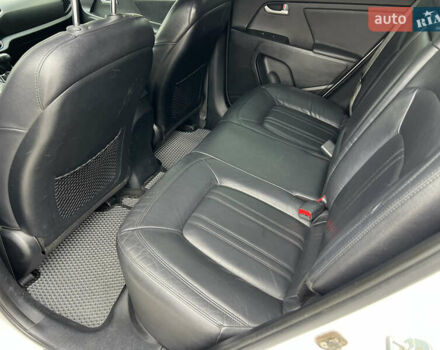 Белый Киа Sportage, объемом двигателя 2 л и пробегом 170 тыс. км за 15300 $, фото 33 на Automoto.ua
