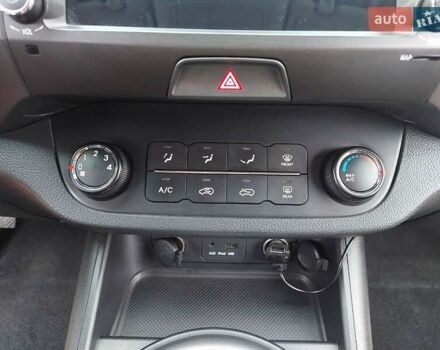 Белый Киа Sportage, объемом двигателя 1.69 л и пробегом 170 тыс. км за 11999 $, фото 16 на Automoto.ua