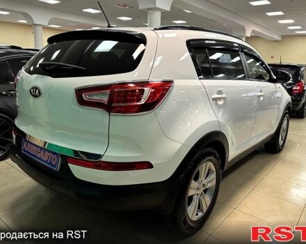 Белый Киа Sportage, объемом двигателя 2.4 л и пробегом 118 тыс. км за 11500 $, фото 5 на Automoto.ua