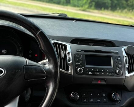 Белый Киа Sportage, объемом двигателя 2 л и пробегом 201 тыс. км за 9000 $, фото 13 на Automoto.ua