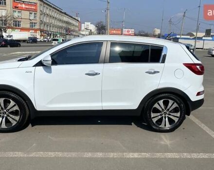 Белый Киа Sportage, объемом двигателя 2 л и пробегом 129 тыс. км за 15000 $, фото 3 на Automoto.ua