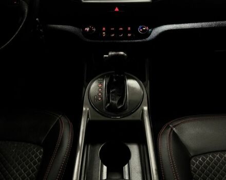 Белый Киа Sportage, объемом двигателя 2.4 л и пробегом 118 тыс. км за 11500 $, фото 15 на Automoto.ua