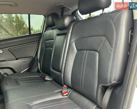 Белый Киа Sportage, объемом двигателя 2 л и пробегом 170 тыс. км за 15300 $, фото 35 на Automoto.ua
