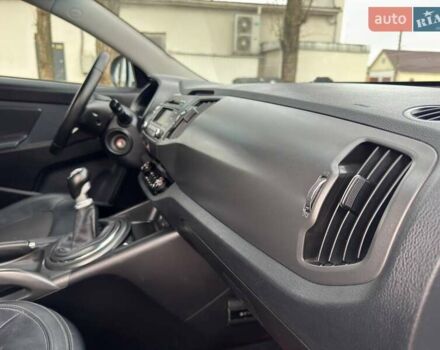 Білий Кіа Sportage, об'ємом двигуна 1.69 л та пробігом 194 тис. км за 10995 $, фото 39 на Automoto.ua