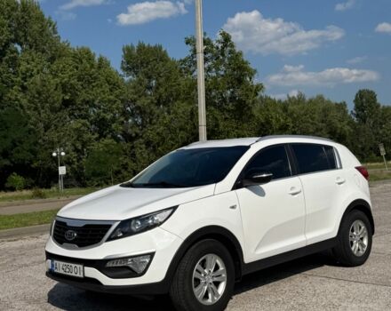 Белый Киа Sportage, объемом двигателя 2 л и пробегом 201 тыс. км за 9000 $, фото 3 на Automoto.ua