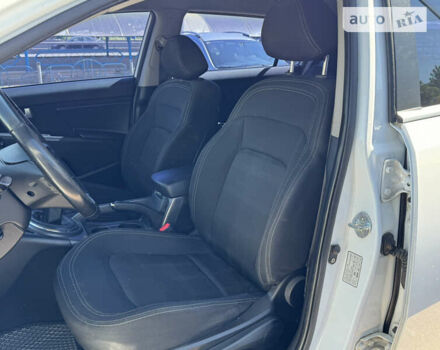 Белый Киа Sportage, объемом двигателя 1.7 л и пробегом 170 тыс. км за 12490 $, фото 11 на Automoto.ua