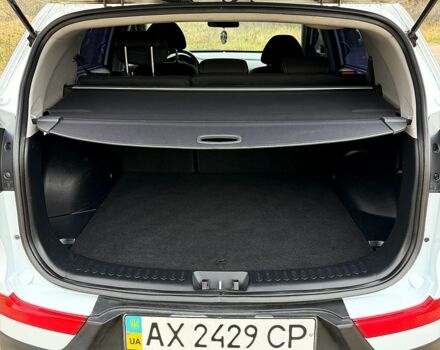 Білий Кіа Sportage, об'ємом двигуна 2 л та пробігом 53 тис. км за 13800 $, фото 10 на Automoto.ua