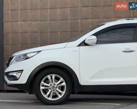 Белый Киа Sportage, объемом двигателя 2 л и пробегом 161 тыс. км за 10900 $, фото 12 на Automoto.ua