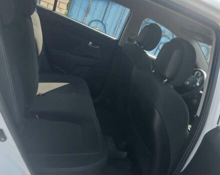 Белый Киа Sportage, объемом двигателя 2 л и пробегом 149 тыс. км за 13700 $, фото 20 на Automoto.ua