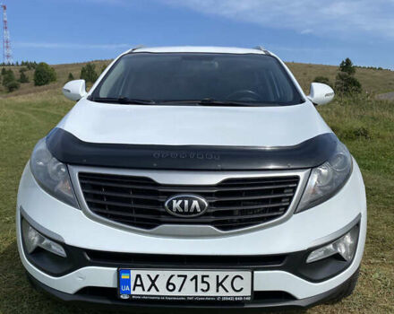 Белый Киа Sportage, объемом двигателя 1.69 л и пробегом 196 тыс. км за 11200 $, фото 2 на Automoto.ua