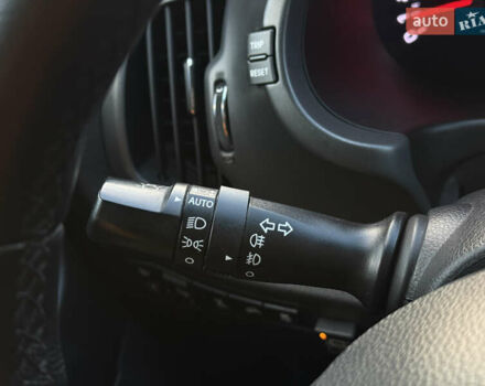 Киа Sportage 2013 в Одессе на Automoto.ua Белый Киа Sportage, объемом двигателя 2 л и пробегом 143 тыс. км за 12999 $, фото 19 на Automoto.ua