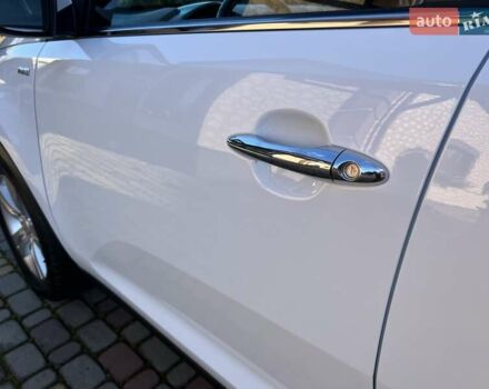 Білий Кіа Sportage, об'ємом двигуна 2 л та пробігом 223 тис. км за 14950 $, фото 20 на Automoto.ua