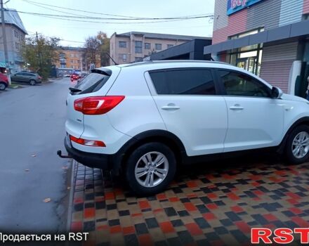 Білий Кіа Sportage, об'ємом двигуна 1.7 л та пробігом 180 тис. км за 12000 $, фото 6 на Automoto.ua