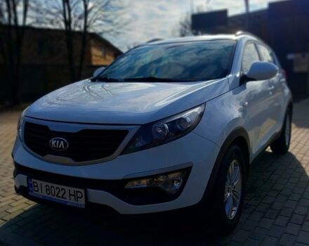 Белый Киа Sportage, объемом двигателя 2 л и пробегом 159 тыс. км за 13000 $, фото 1 на Automoto.ua