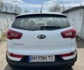 Білий Кіа Sportage, об'ємом двигуна 2 л та пробігом 170 тис. км за 10500 $, фото 5 на Automoto.ua