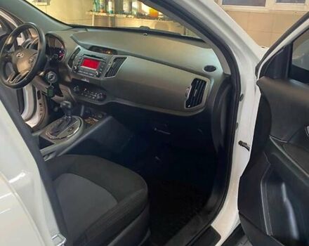 Белый Киа Sportage, объемом двигателя 2.4 л и пробегом 143 тыс. км за 12200 $, фото 8 на Automoto.ua
