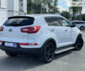 Білий Кіа Sportage, об'ємом двигуна 2 л та пробігом 191 тис. км за 16490 $, фото 4 на Automoto.ua