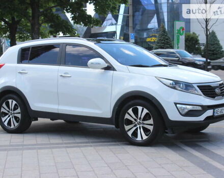 Білий Кіа Sportage, об'ємом двигуна 2 л та пробігом 200 тис. км за 14999 $, фото 6 на Automoto.ua