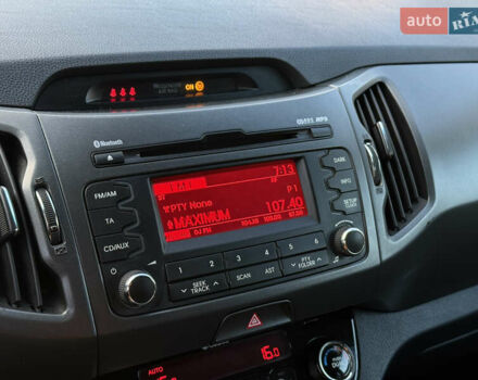 Киа Sportage 2013 в Одессе на Automoto.ua Белый Киа Sportage, объемом двигателя 2 л и пробегом 143 тыс. км за 12999 $, фото 16 на Automoto.ua