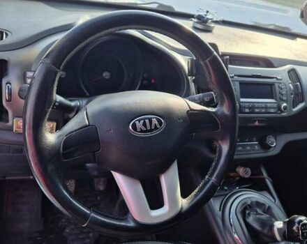 Белый Киа Sportage, объемом двигателя 1.69 л и пробегом 254 тыс. км за 11600 $, фото 5 на Automoto.ua