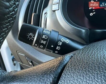 Білий Кіа Sportage, об'ємом двигуна 2 л та пробігом 223 тис. км за 14950 $, фото 90 на Automoto.ua