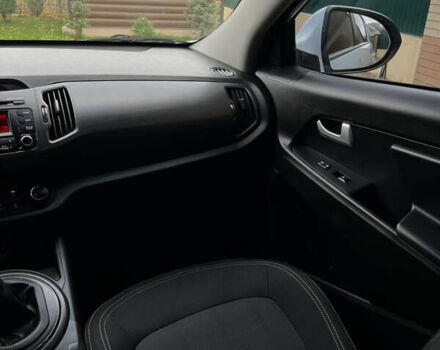 Кіа Sportage 2013 у Запоріжжя на Automoto.ua Білий Кіа Sportage, об'ємом двигуна 1.7 л та пробігом 163 тис. км за 12850 $, фото 67 на Automoto.ua