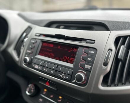 Білий Кіа Sportage, об'ємом двигуна 2 л та пробігом 121 тис. км за 12300 $, фото 20 на Automoto.ua