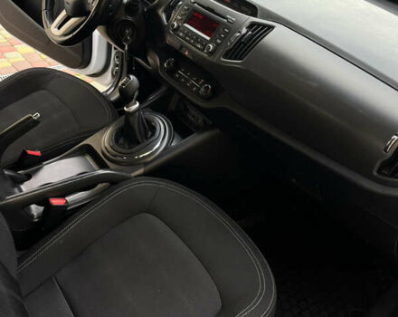 Кіа Sportage 2013 у Запоріжжя на Automoto.ua Білий Кіа Sportage, об'ємом двигуна 1.7 л та пробігом 163 тис. км за 12850 $, фото 69 на Automoto.ua