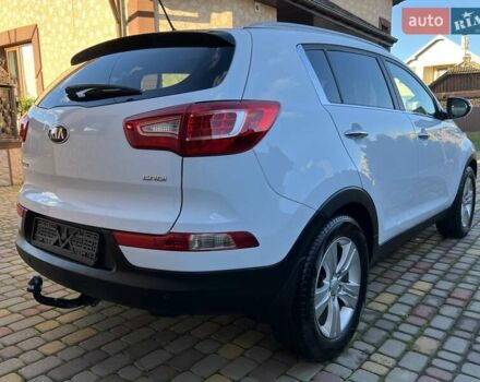 Білий Кіа Sportage, об'ємом двигуна 2 л та пробігом 223 тис. км за 14950 $, фото 11 на Automoto.ua