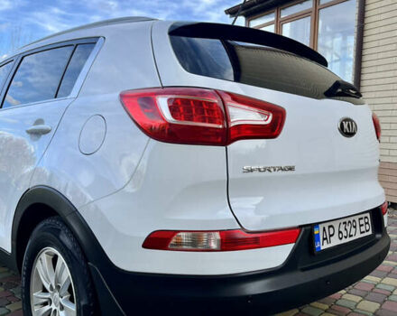 Кіа Sportage 2013 у Запоріжжя на Automoto.ua Білий Кіа Sportage, об'ємом двигуна 1.7 л та пробігом 163 тис. км за 12850 $, фото 25 на Automoto.ua