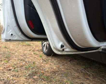 Білий Кіа Sportage, об'ємом двигуна 1.69 л та пробігом 222 тис. км за 12500 $, фото 7 на Automoto.ua