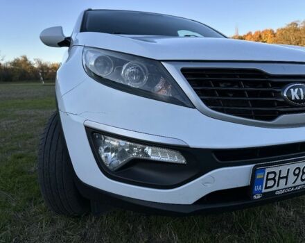 Білий Кіа Sportage, об'ємом двигуна 1.7 л та пробігом 223 тис. км за 12500 $, фото 6 на Automoto.ua