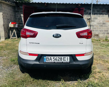 Белый Киа Sportage, объемом двигателя 2 л и пробегом 205 тыс. км за 16000 $, фото 4 на Automoto.ua
