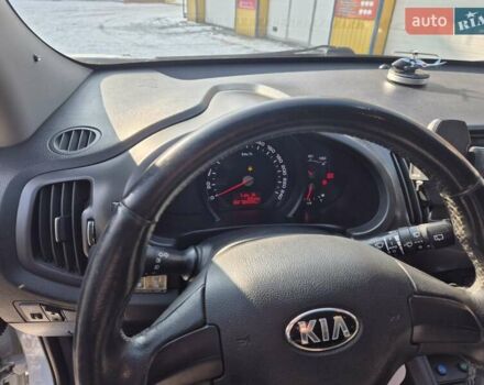 Белый Киа Sportage, объемом двигателя 1.69 л и пробегом 254 тыс. км за 11600 $, фото 9 на Automoto.ua