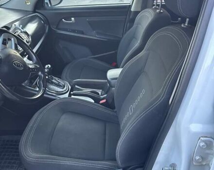 Белый Киа Sportage, объемом двигателя 2 л и пробегом 156 тыс. км за 14200 $, фото 12 на Automoto.ua