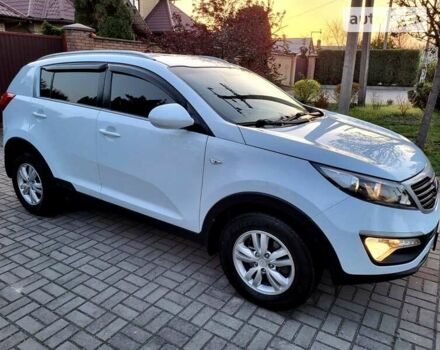 Белый Киа Sportage, объемом двигателя 1.69 л и пробегом 178 тыс. км за 12700 $, фото 3 на Automoto.ua