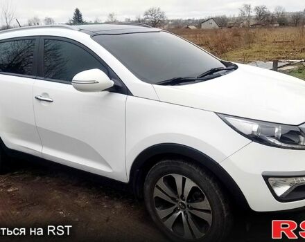 Белый Киа Sportage, объемом двигателя 2 л и пробегом 225 тыс. км за 13500 $, фото 2 на Automoto.ua