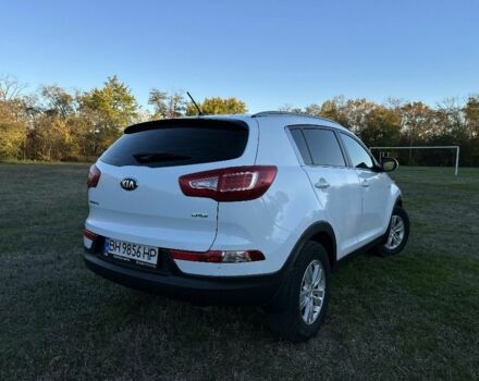 Білий Кіа Sportage, об'ємом двигуна 1.7 л та пробігом 223 тис. км за 12500 $, фото 4 на Automoto.ua