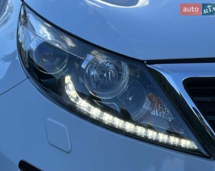 Білий Кіа Sportage, об'ємом двигуна 2 л та пробігом 223 тис. км за 14950 $, фото 33 на Automoto.ua