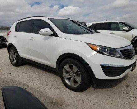 Белый Киа Sportage, объемом двигателя 0 л и пробегом 153 тыс. км за 1600 $, фото 3 на Automoto.ua