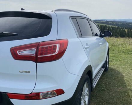 Белый Киа Sportage, объемом двигателя 1.69 л и пробегом 196 тыс. км за 11200 $, фото 7 на Automoto.ua