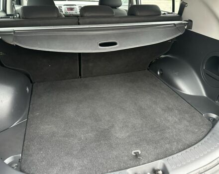 Білий Кіа Sportage, об'ємом двигуна 2 л та пробігом 121 тис. км за 12300 $, фото 15 на Automoto.ua