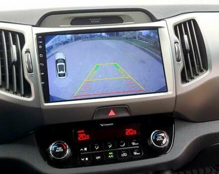 Білий Кіа Sportage, об'ємом двигуна 2 л та пробігом 102 тис. км за 14700 $, фото 24 на Automoto.ua