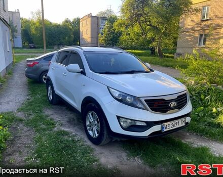 Білий Кіа Sportage, об'ємом двигуна 1.7 л та пробігом 180 тис. км за 12000 $, фото 11 на Automoto.ua