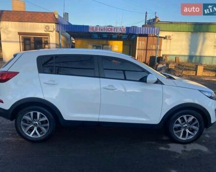 Белый Киа Sportage, объемом двигателя 2.4 л и пробегом 143 тыс. км за 12200 $, фото 2 на Automoto.ua