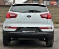 Білий Кіа Sportage, об'ємом двигуна 2 л та пробігом 158 тис. км за 12300 $, фото 12 на Automoto.ua