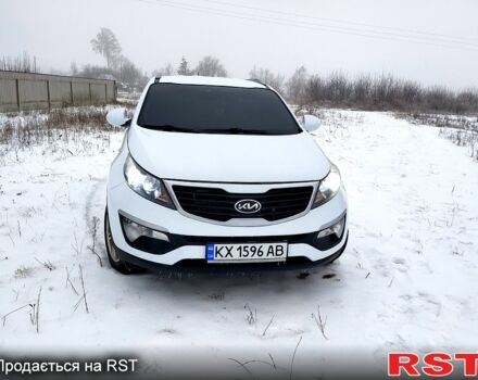 Белый Киа Sportage, объемом двигателя 1.7 л и пробегом 107 тыс. км за 13900 $, фото 1 на Automoto.ua