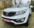 Белый Киа Sportage, объемом двигателя 1.7 л и пробегом 195 тыс. км за 12999 $, фото 1 на Automoto.ua