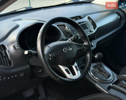 Киа Sportage 2013 в Одессе на Automoto.ua Белый Киа Sportage, объемом двигателя 2 л и пробегом 143 тыс. км за 12999 $, фото 5 на Automoto.ua