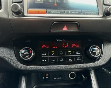 Белый Киа Sportage, объемом двигателя 1.7 л и пробегом 195 тыс. км за 12999 $, фото 14 на Automoto.ua